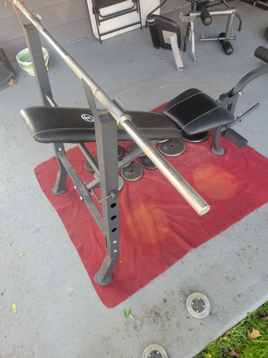 MARCY BENCH WITH INCLINE LEG EXTENSION  1" HOLE  PLATES 114LBs - photo 3