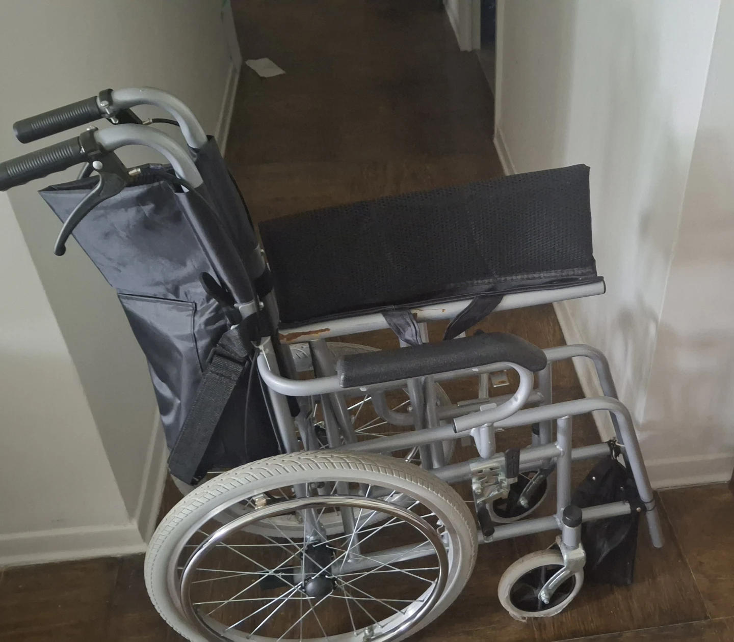 Wheelchair - photo 2