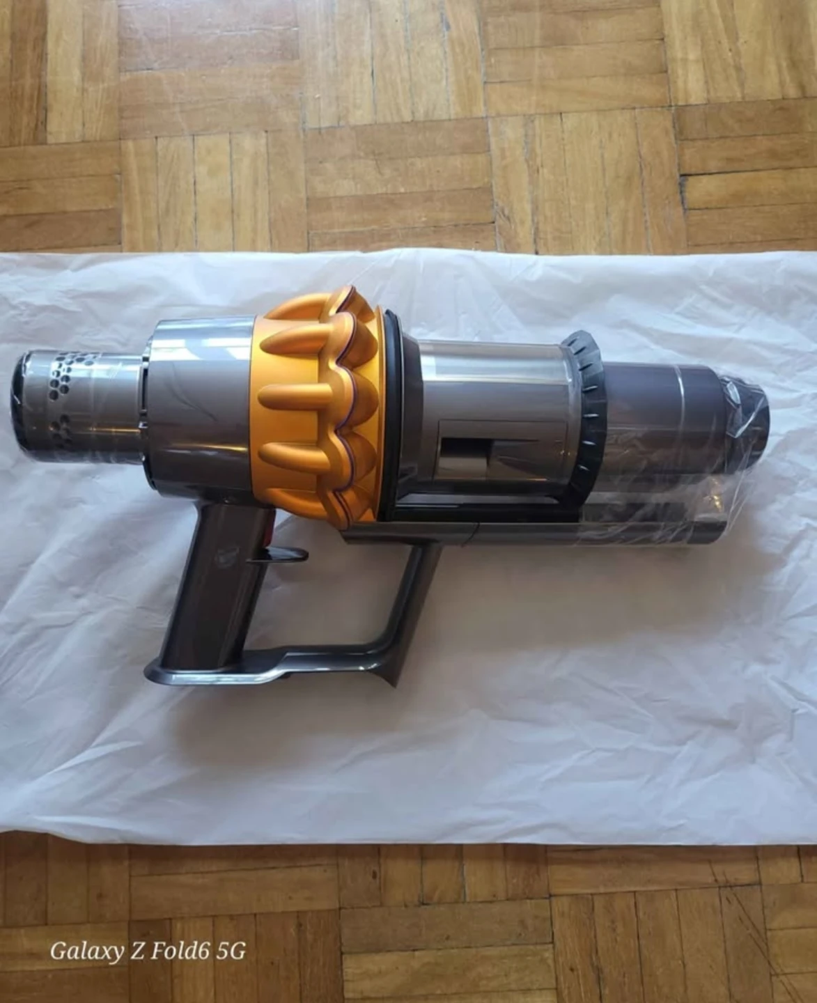 DYSON V15S Submarine 2026 model BRAND NEW !! (*PLS READ ADS *) - photo 2