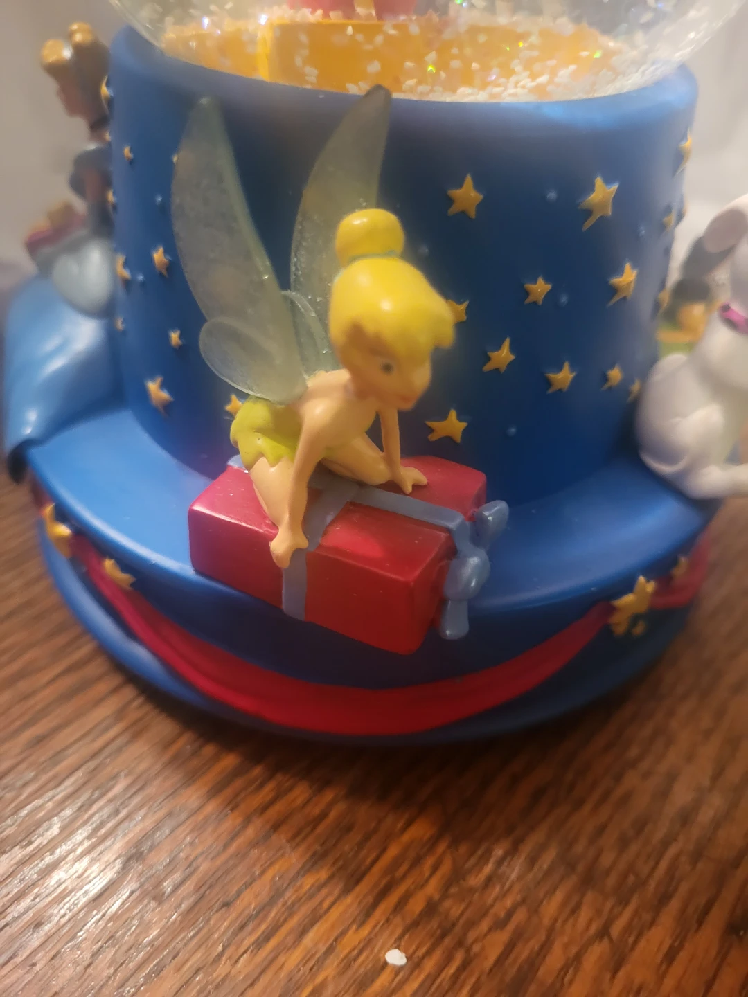 Disney Characters Snow Globe - photo 5