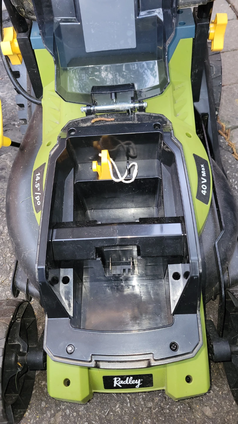 Radley 40V Max Cordless Lawn Mower (2x20V) - photo 3