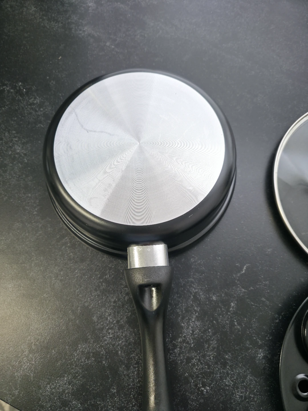 Non-Stick Pan – Great Condition - photo 2