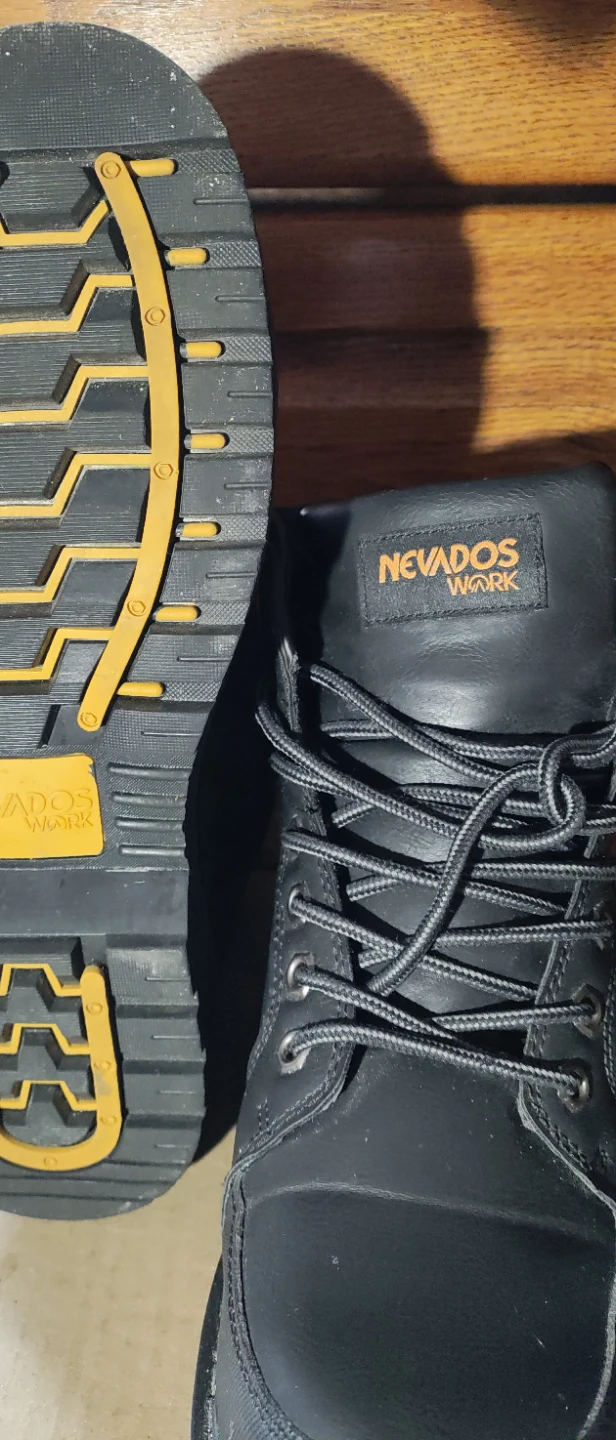 Nevados Work Black Leather Work Boots Size 9
