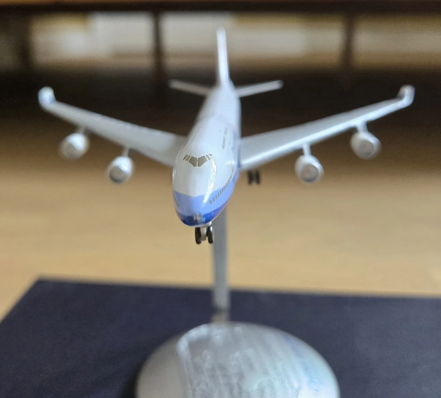 China Airlines Boeing 747-400 Model Airplane 1:500 Scale - photo 3