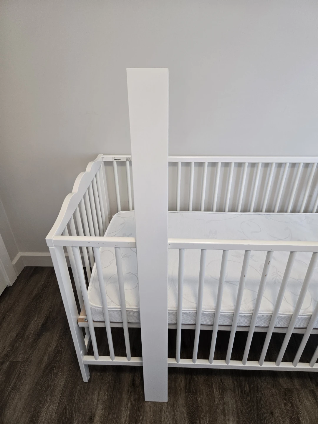 IKEA Hensvik Crib with Mattress & Manual - photo 5