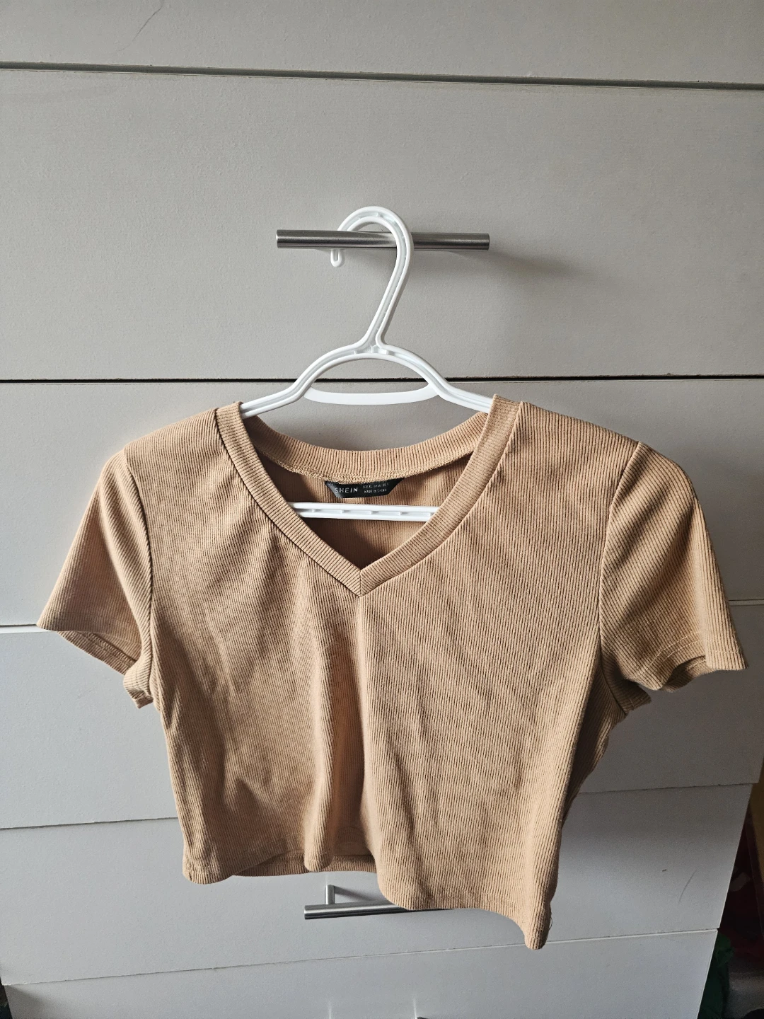 SHEIN Ribbed V-Neck Crop Top - Tan