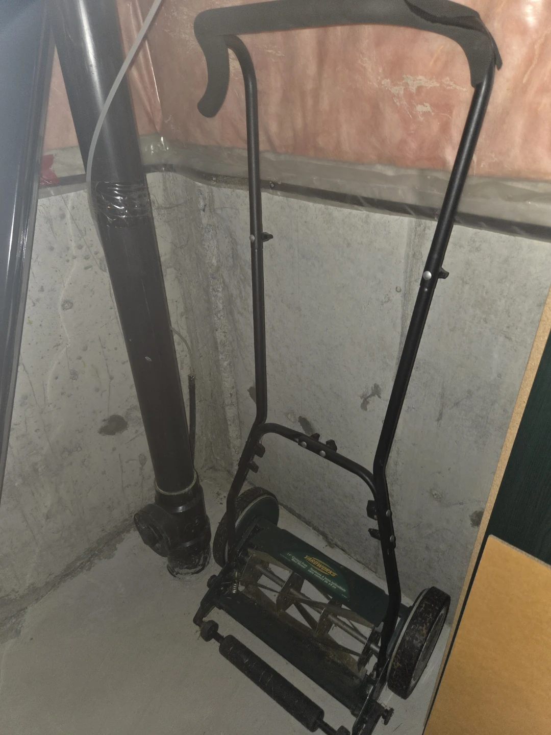 Yardworks Manual Push Reel Mower