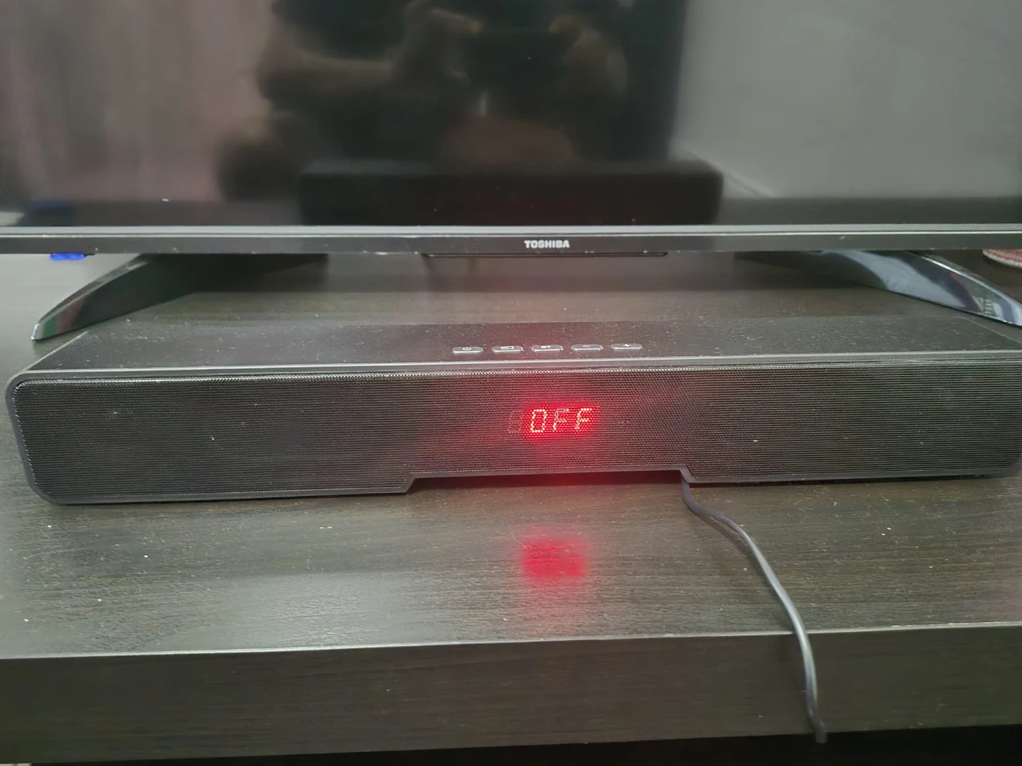 Amazon 51" fire TV and sound bar for sale - photo 2