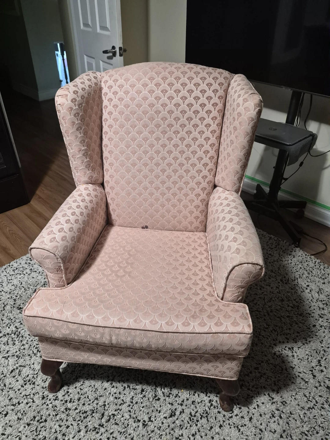 Pink Wingback Accent Chair - photo 5