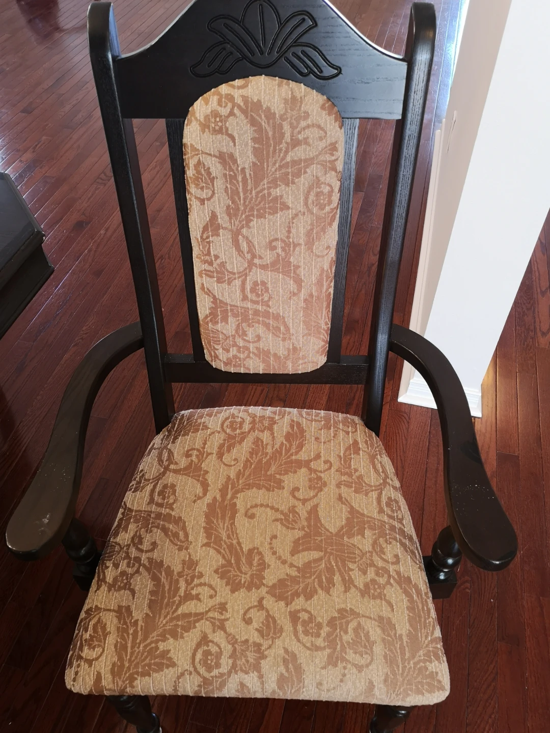 Dark Wood Dining Table with 6 Chairs - photo 4