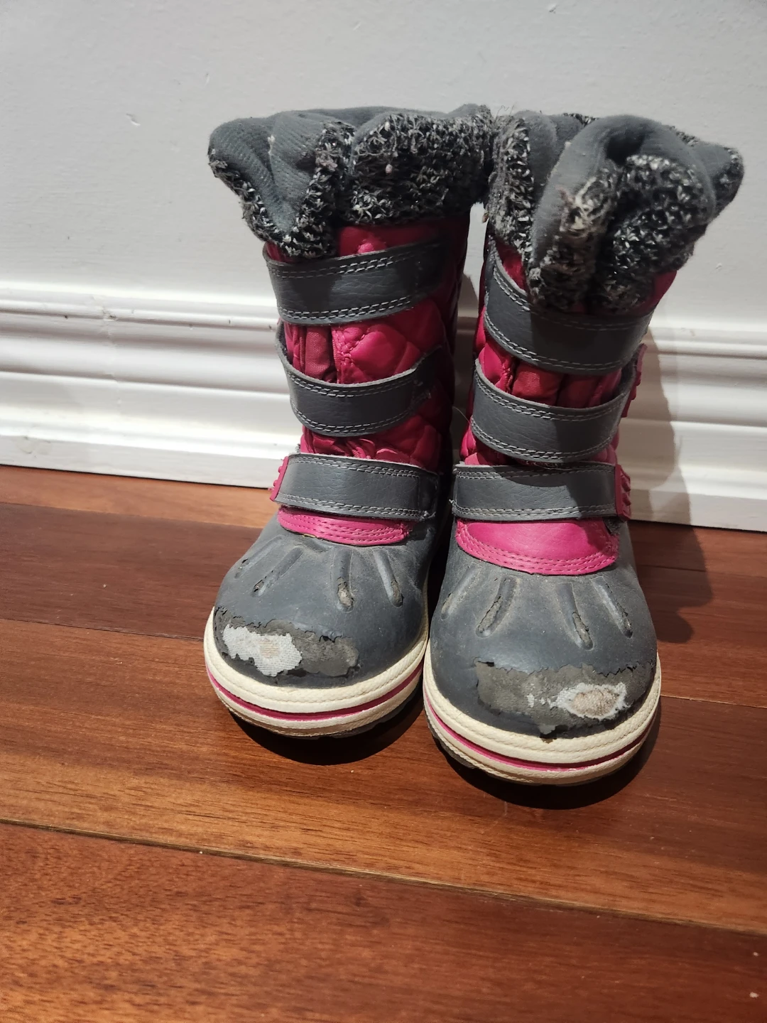 Kids Size 9 Winter Boots