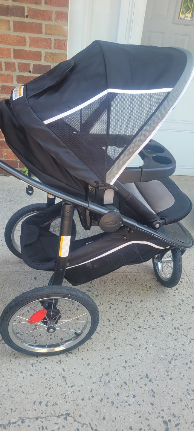 Graco Jogging Stroller - photo 3
