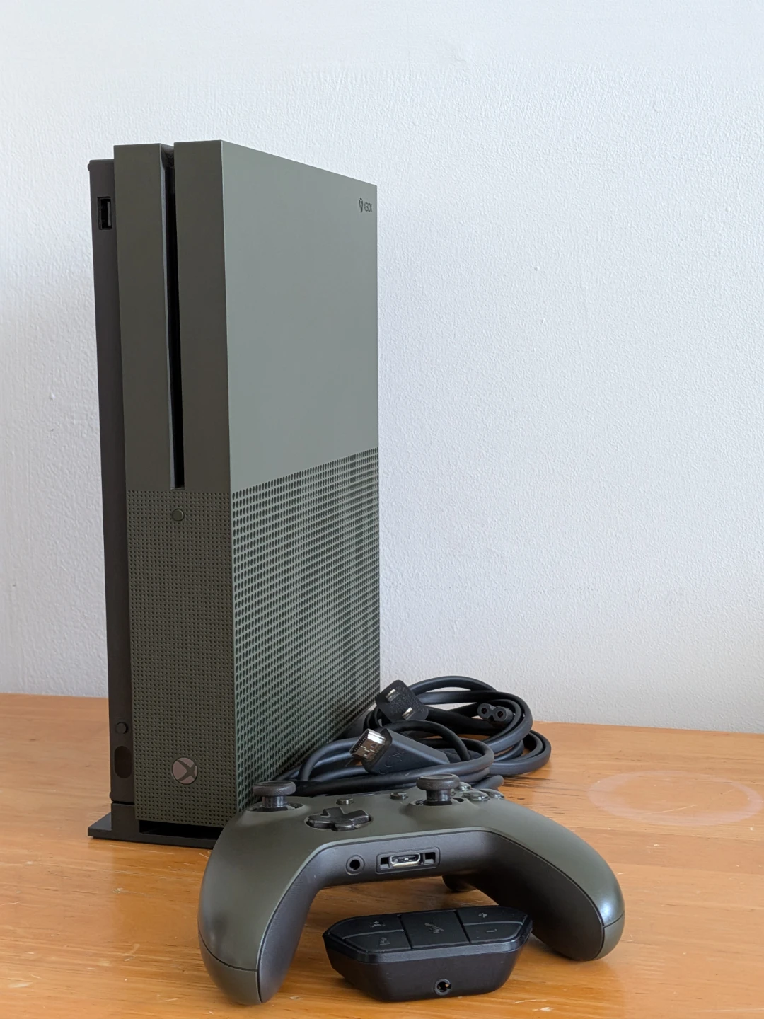 Xbox 1 S 1TB Battlefield 1 Edition & Cables - Asking $160