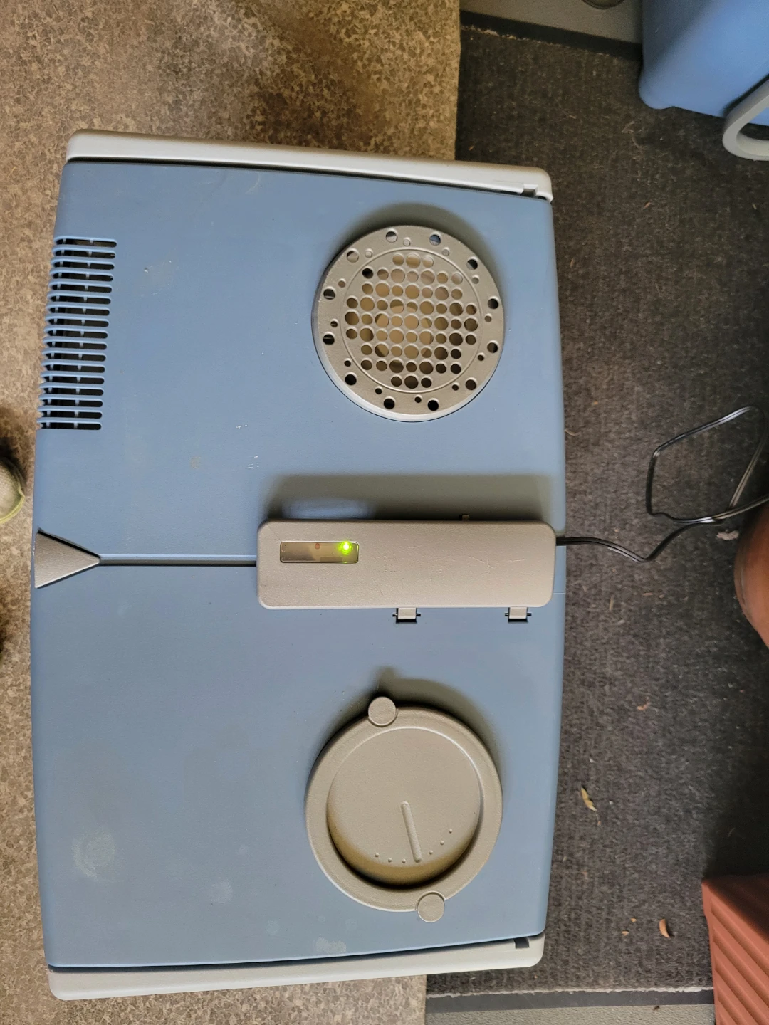 Plug in cooler - photo 3