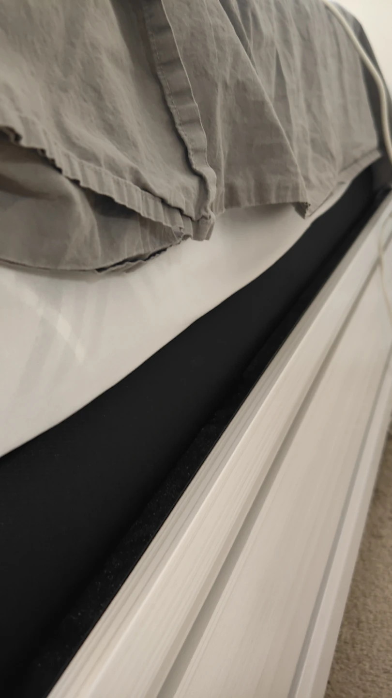 Free Queen Box Spring / Foundation - photo 3