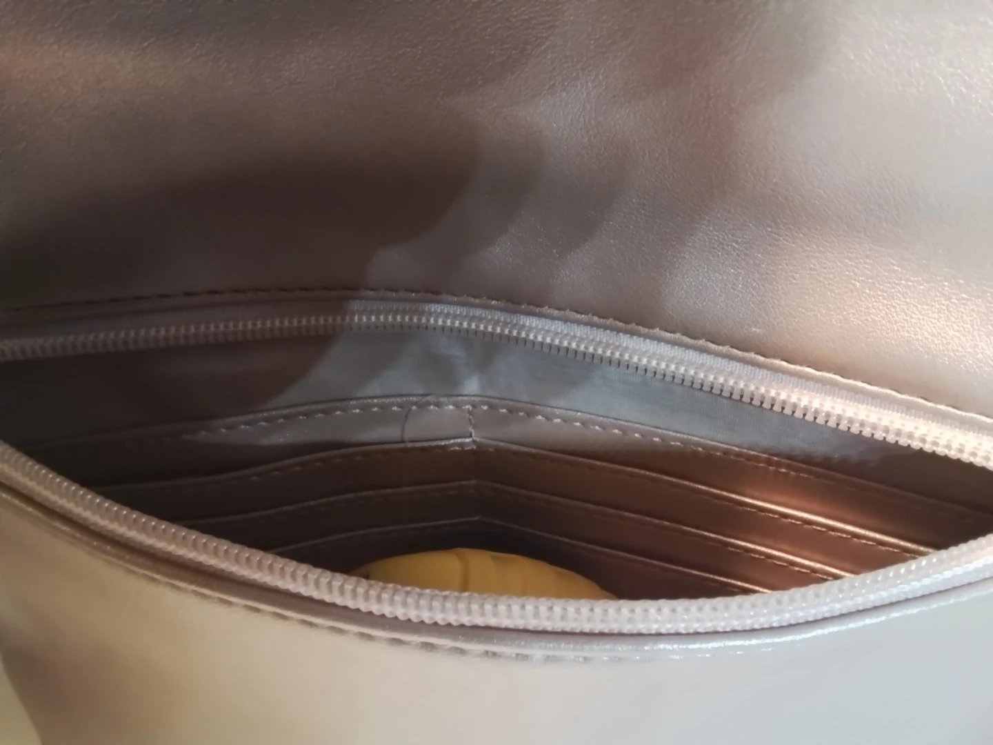 Metallic Champagne-Gold Scalloped Leather Envelope Clutch - photo 5