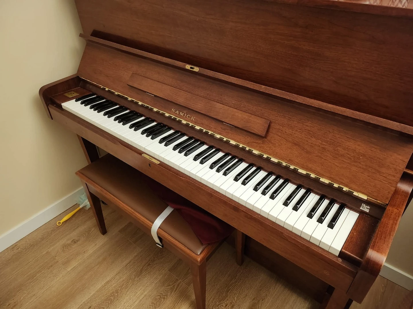 Samick Upright Piano - photo 4