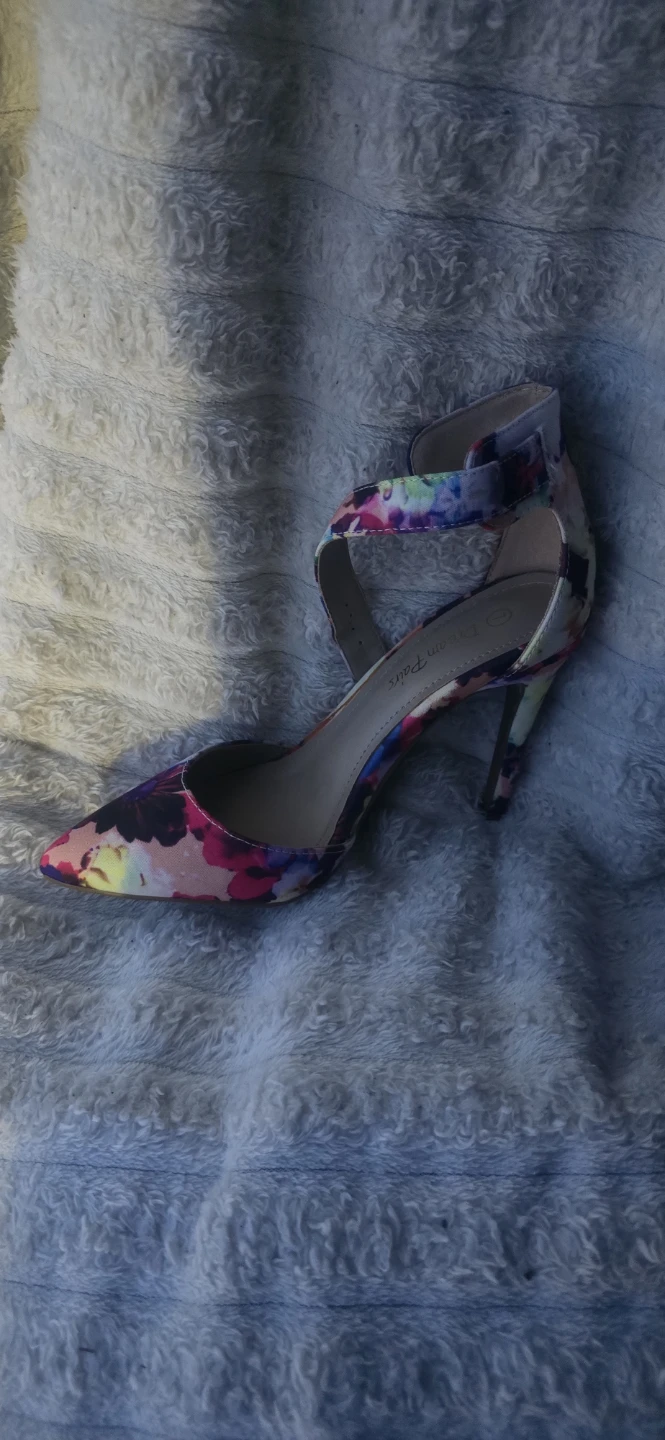 Womens floral print ankle strap heels - Size 7 - photo 2