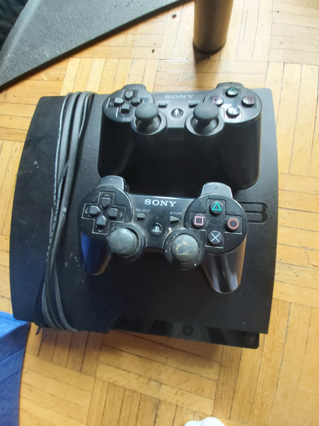 Sony PlayStation 3 (PS3) with 2 Controllers - photo 2