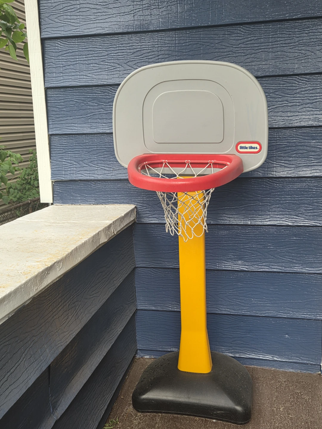 Little Tikes Non Adjustable Basketball Hoop