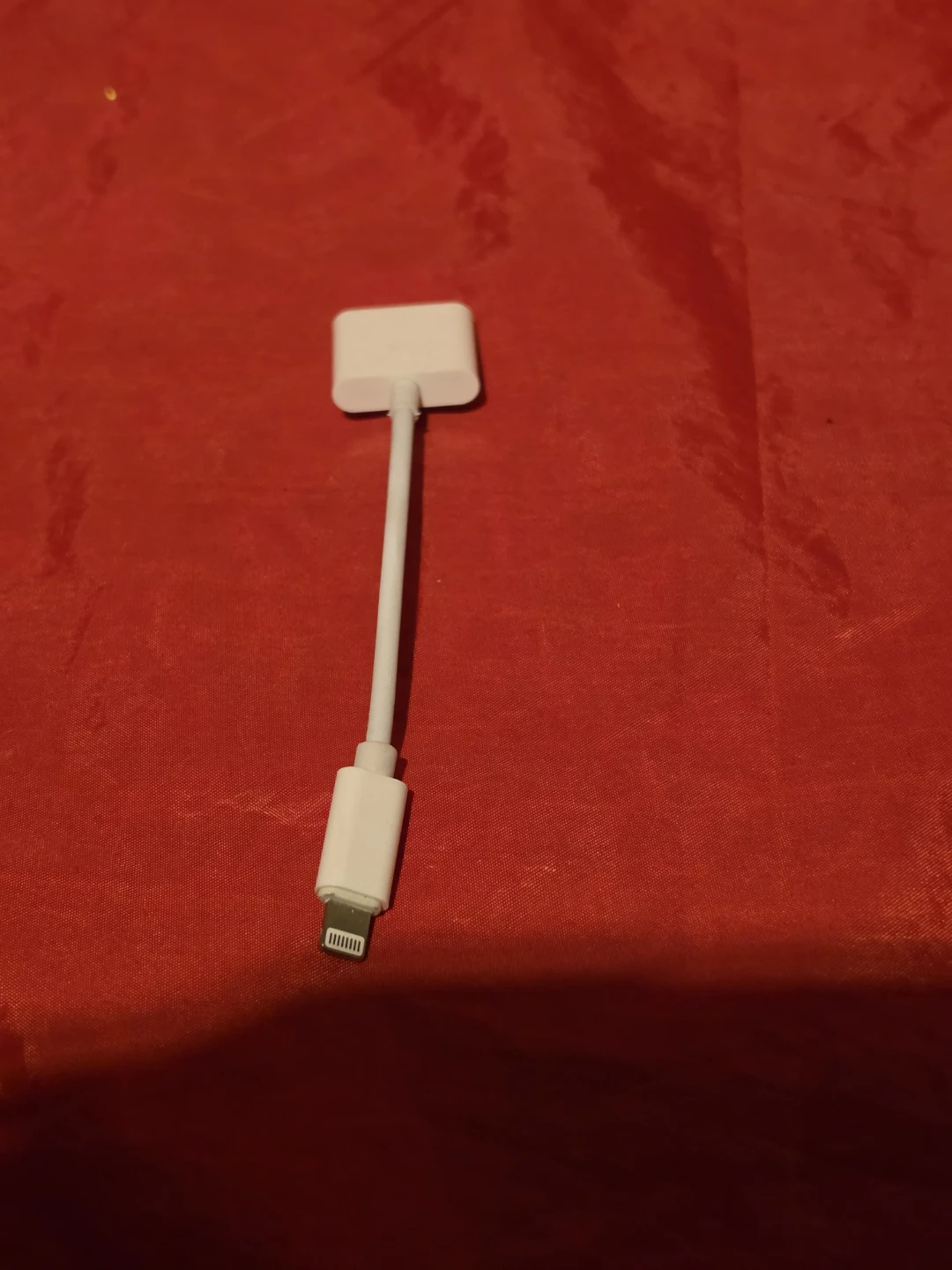 Apple Lightning to 3.5mm Headphone Jack Adapter with Port - photo 2
