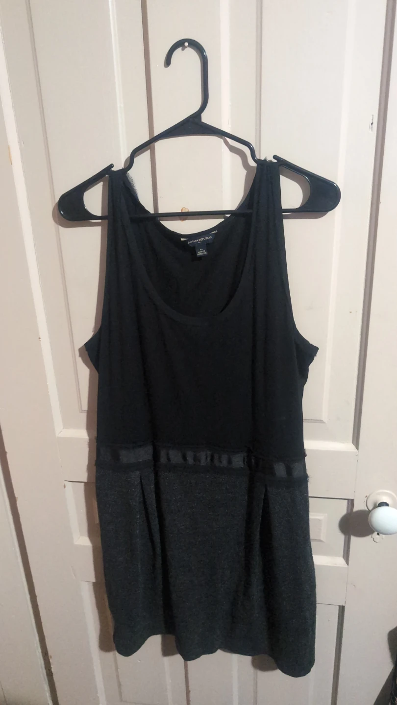 Banana Republic Black Sleeveless Dress Size 14