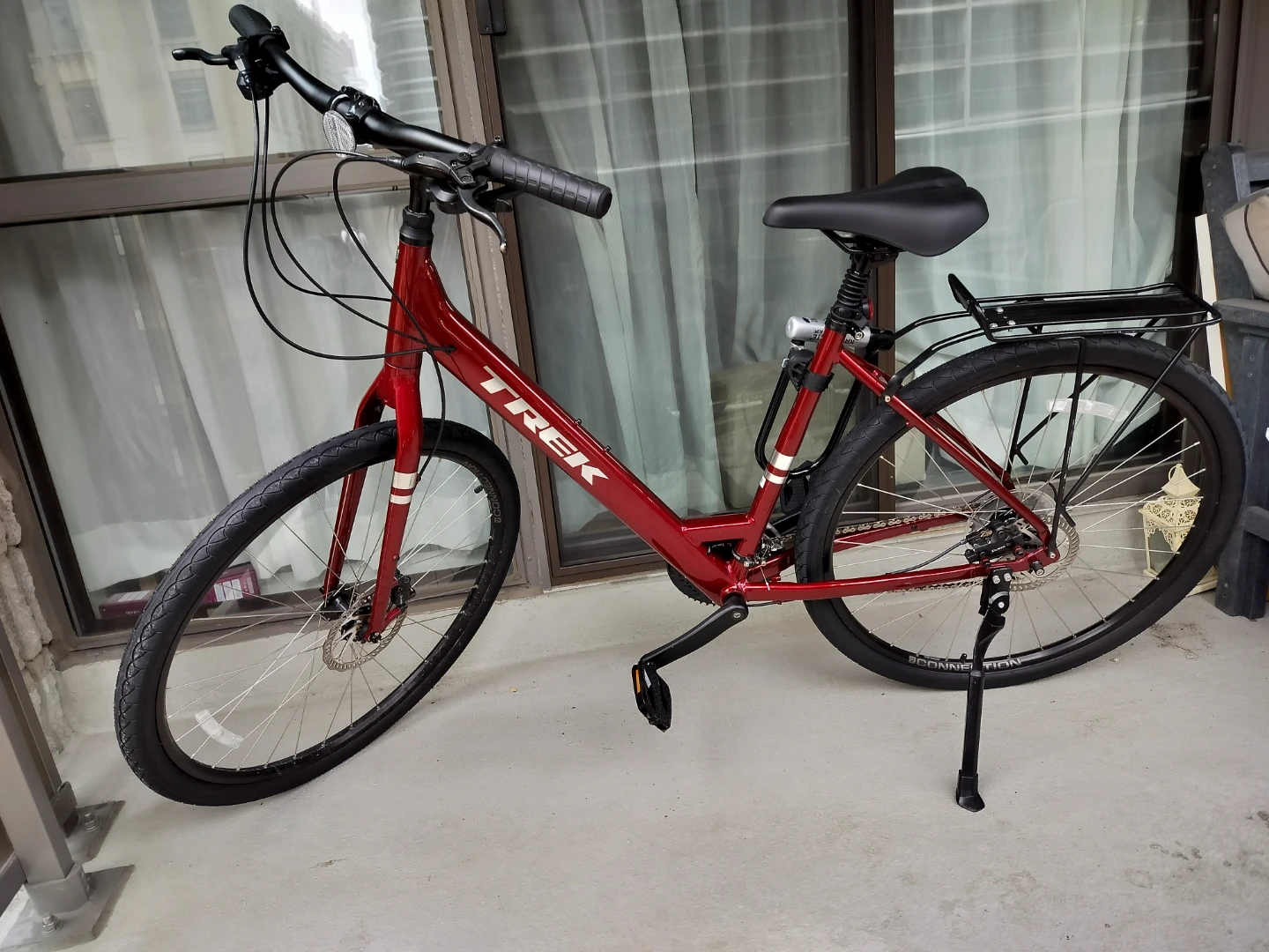 2024 Commuter Bicycle w/ Kryptonite Lock