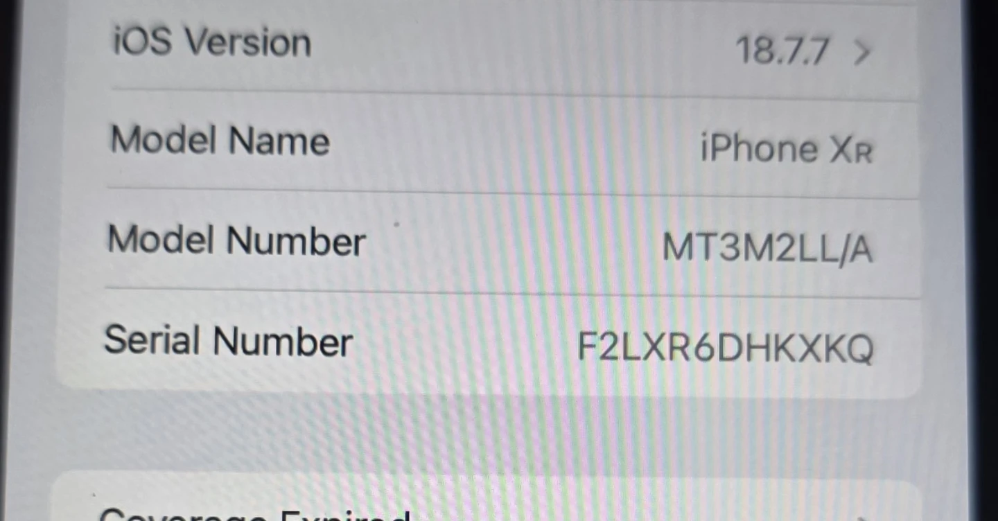 Red iPhone XR with cardholder case - photo 5