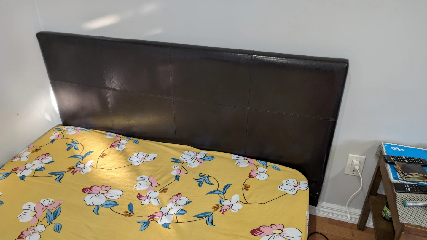 Queen Size Faux Leather Headboard with Floral Bedding - photo 2