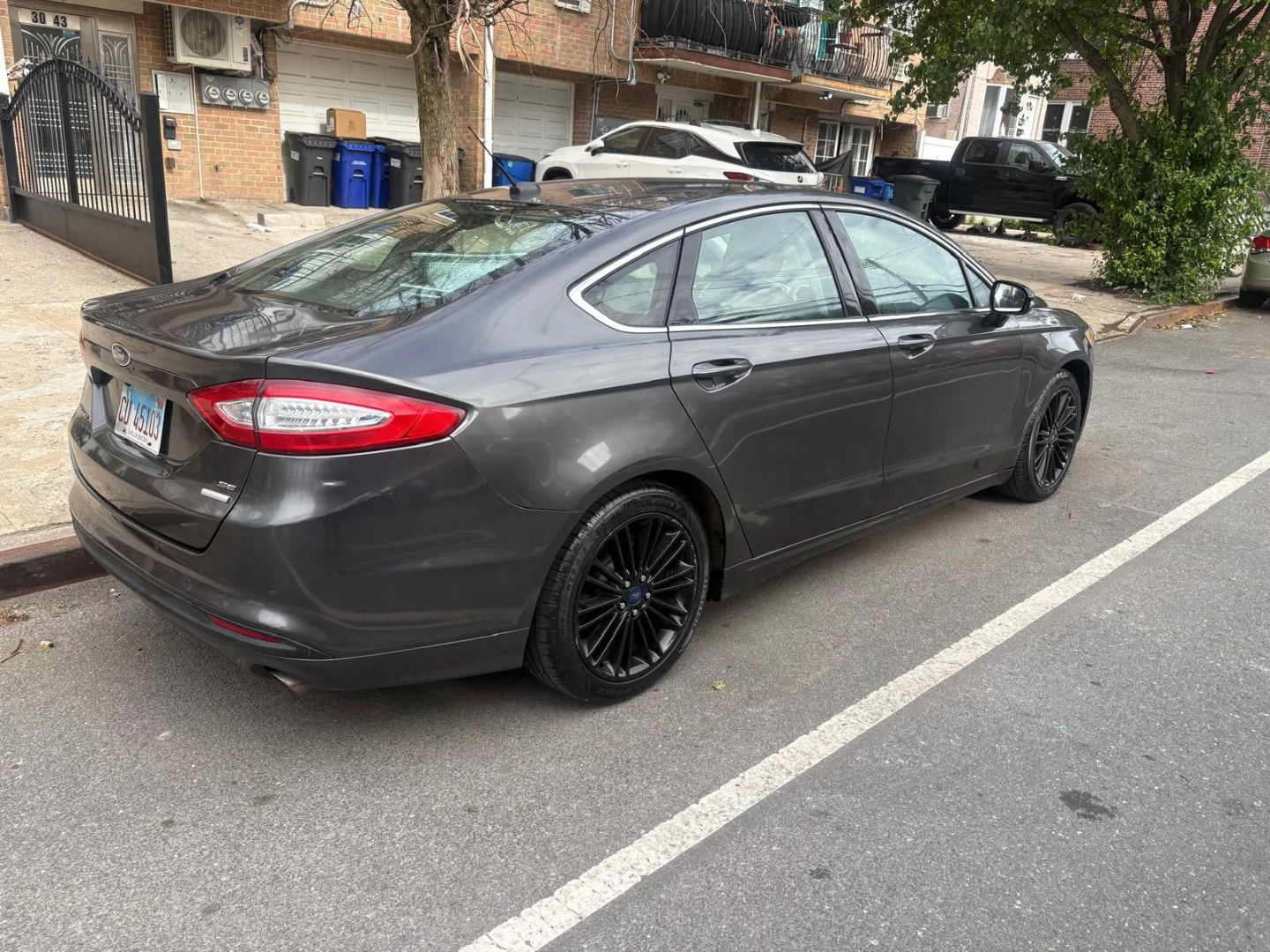 Ford Fusion2016  Sedan - Dark Gray - photo 4