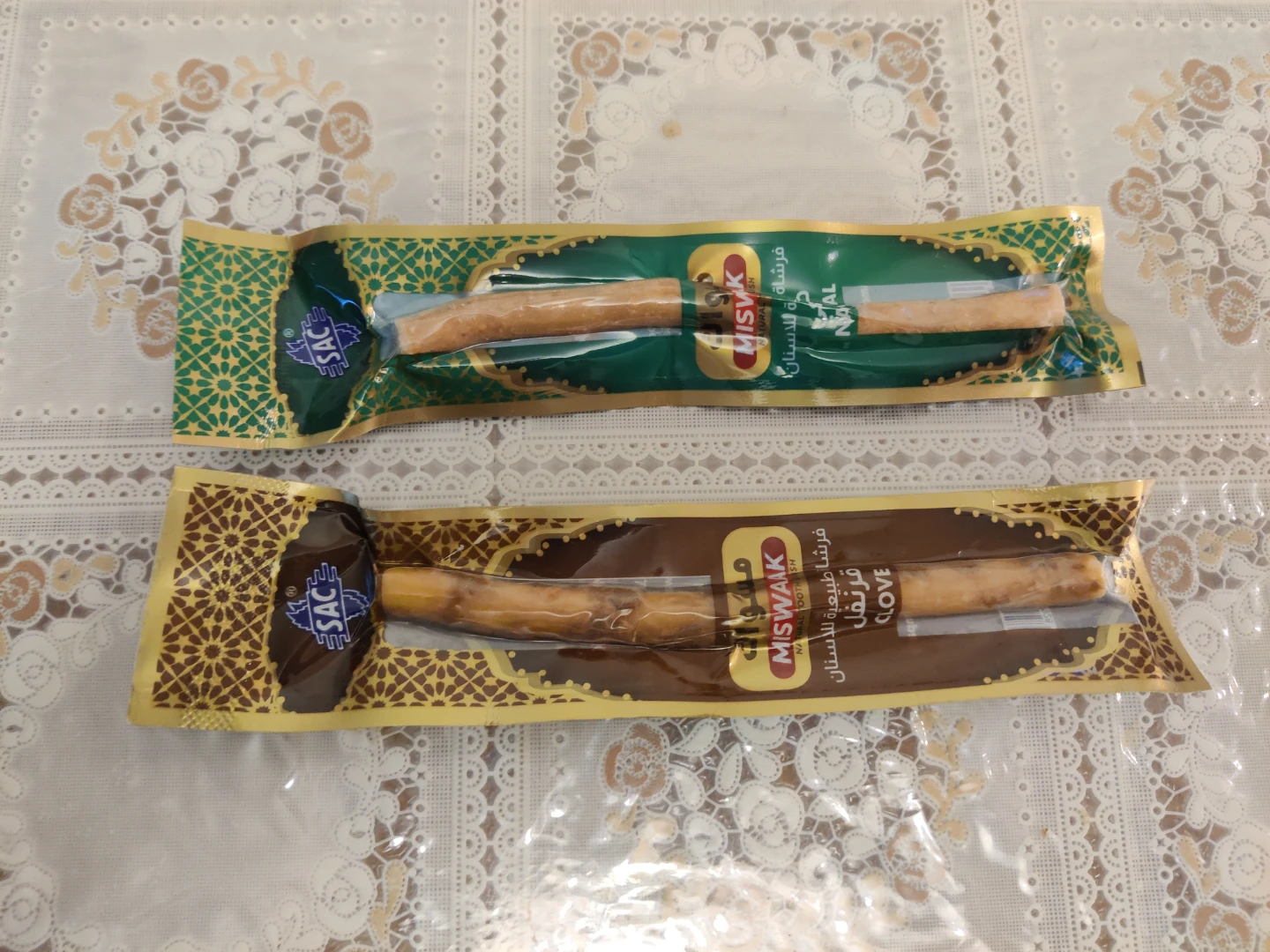 Miswaak Natural Toothbrush Stick (Clove & Natural)