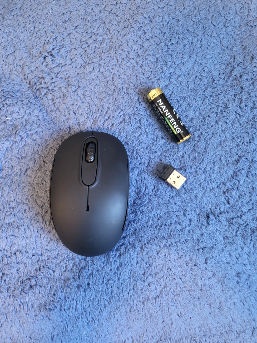 Wireless Mouse with USB Dongle - photo 2
