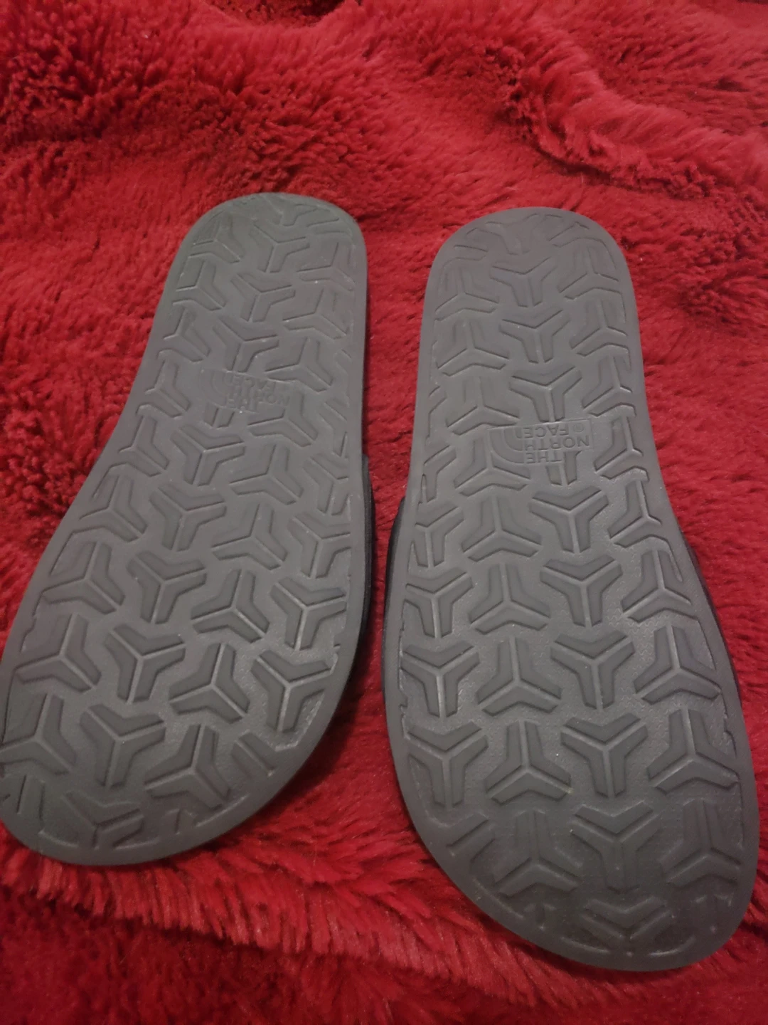 The North Face Slides - Black Rainbow Logo - photo 5