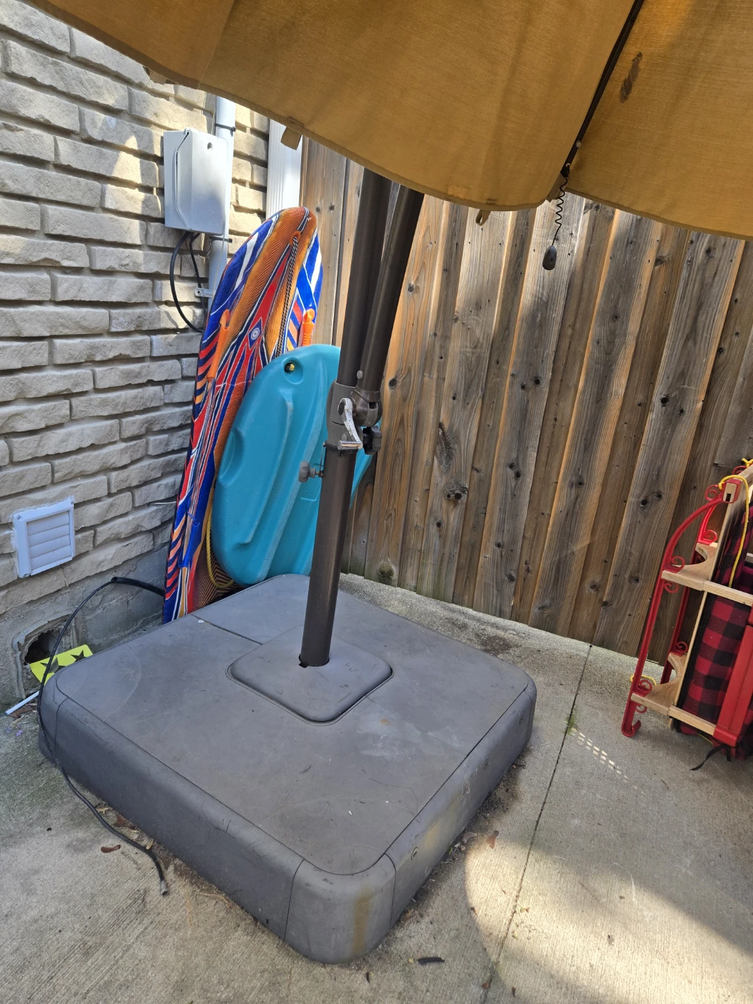 Large Cantilever Patio Umbrella - photo 3