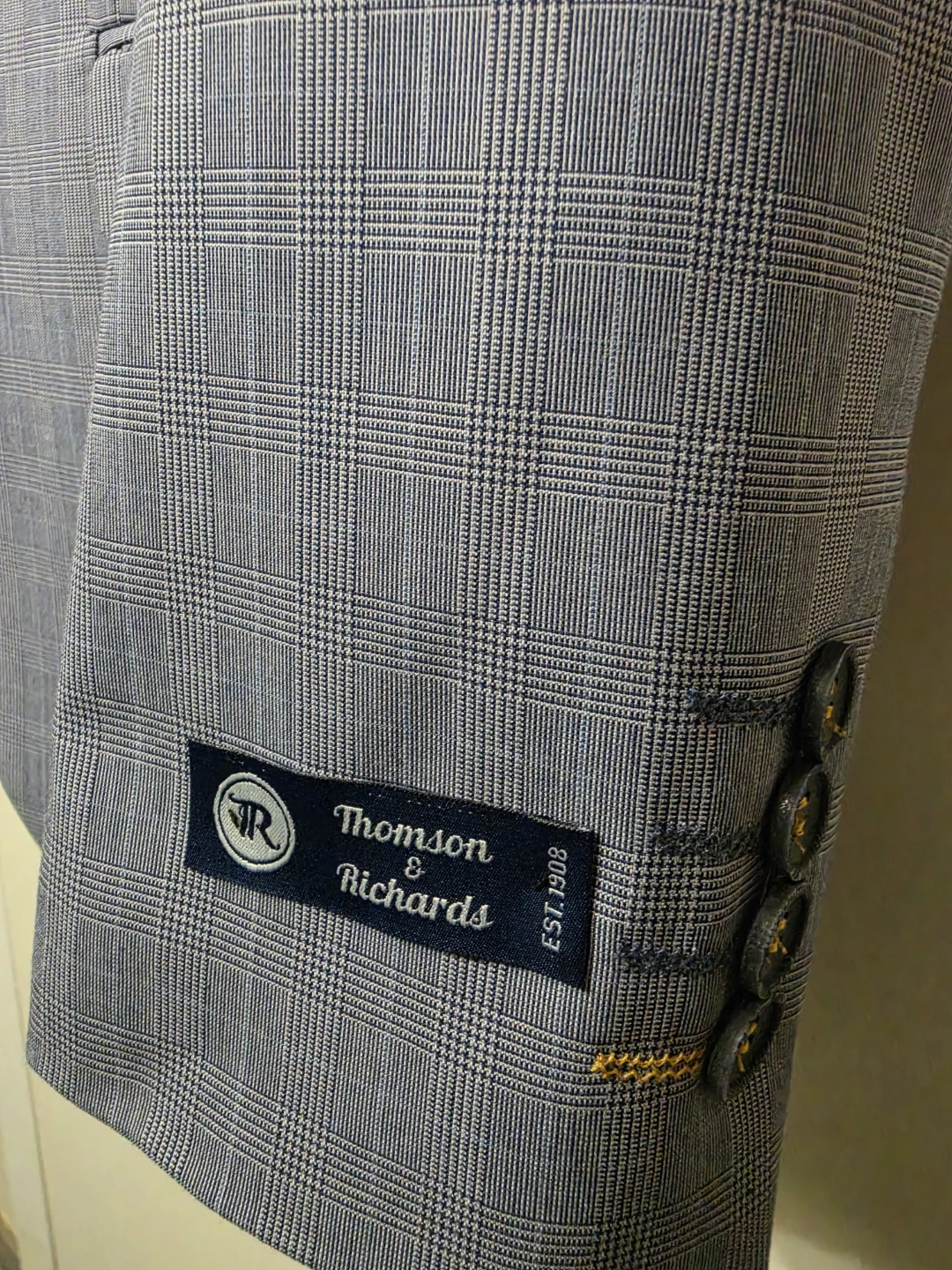 Thomson & Richards Grey/Reg 3PC Suit (NWT) - photo 2