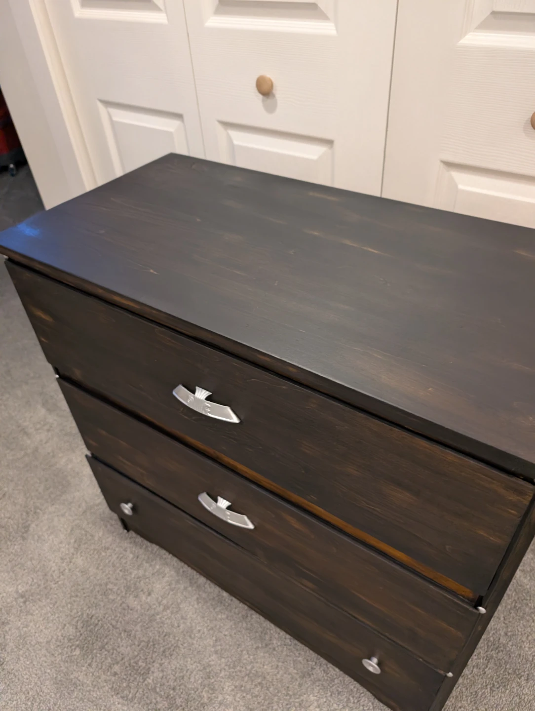 Dark Wood 3-Drawer Dresser with Floral Liner - photo 5
