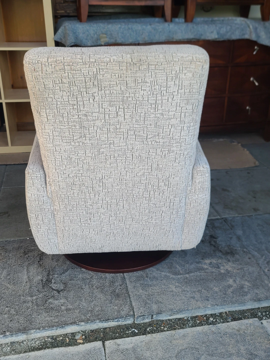 Swivel Armchair with Fabric Upholstery - photo 3