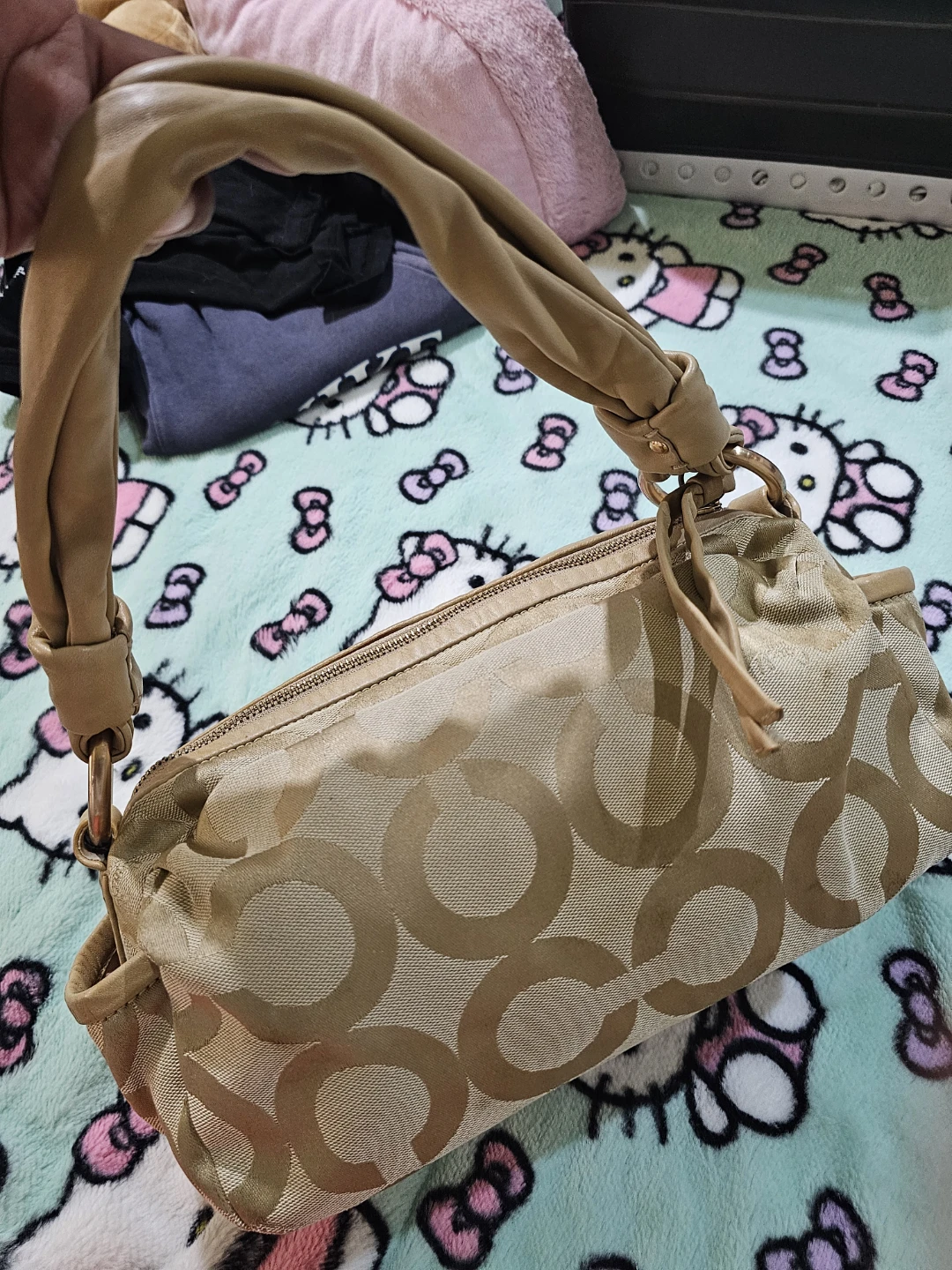Coach Signature C Monogram Shoulder Bag - photo 3