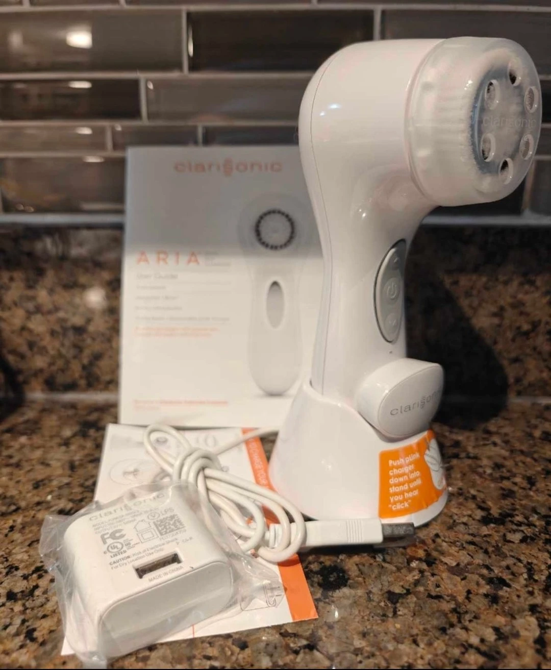 Clarisonic Aria Sonic Cleansing Brush - photo 3