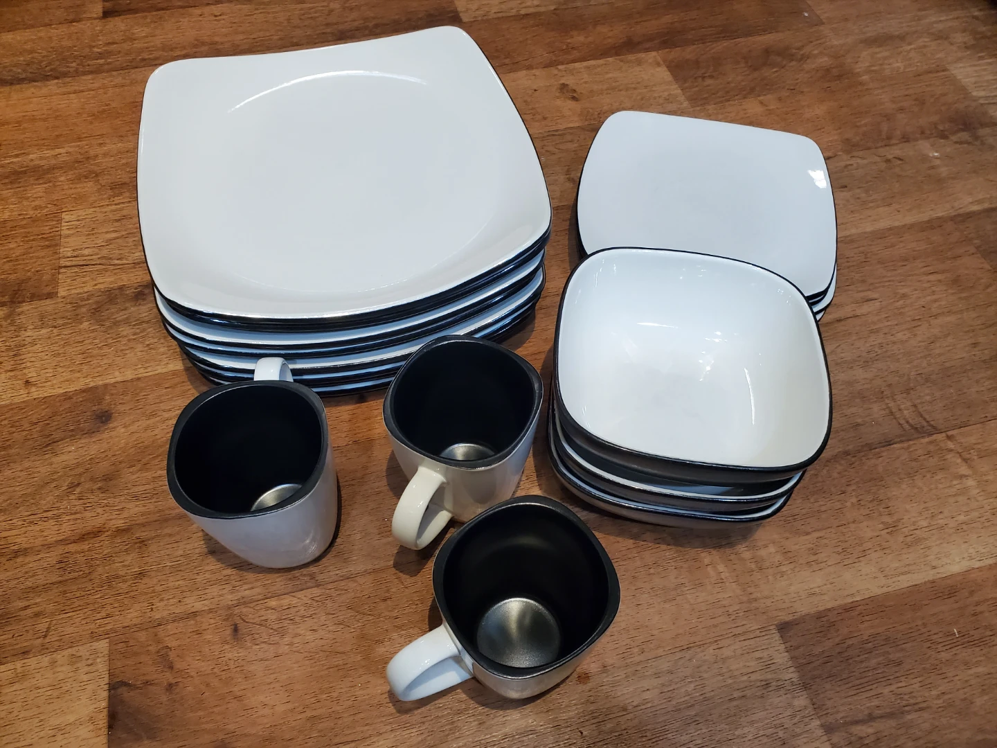 Hearthstone Stoneware Dinnerware Set
