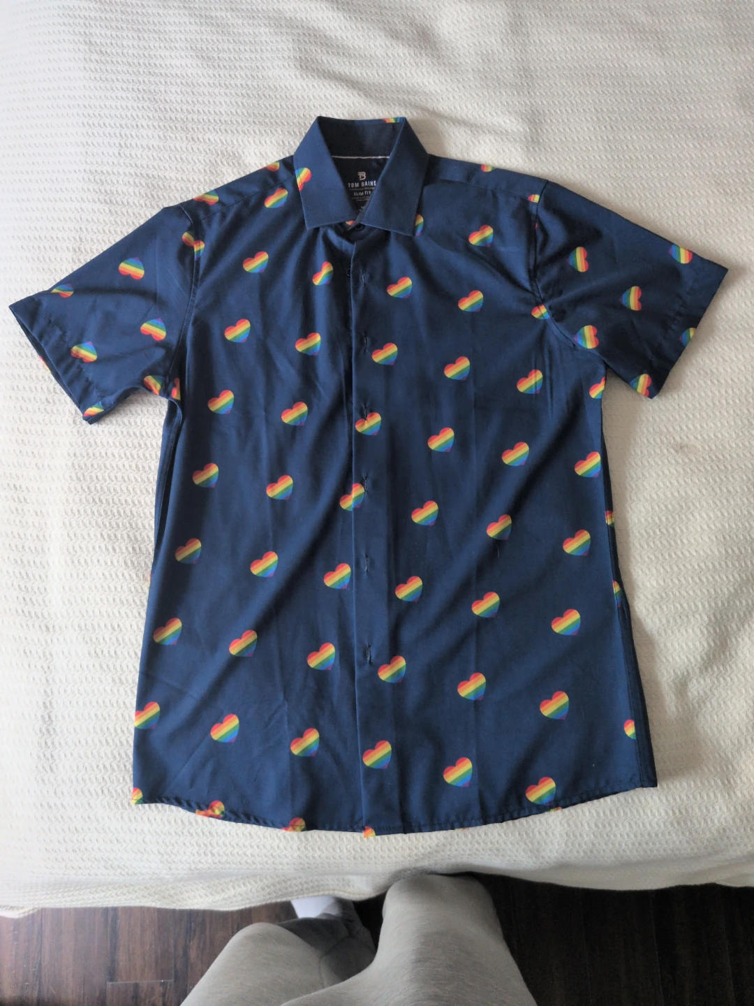 Tom Baine Men's Rainbow Heart Shirt