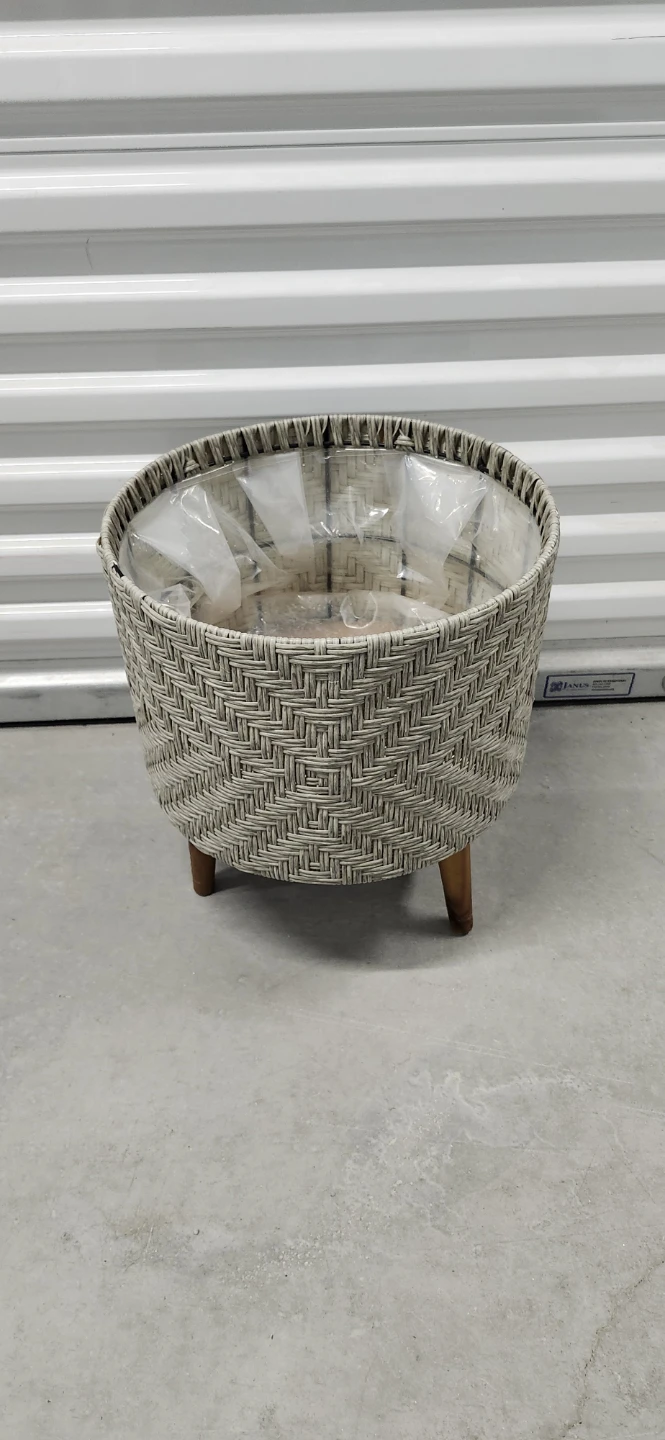 Floor pot