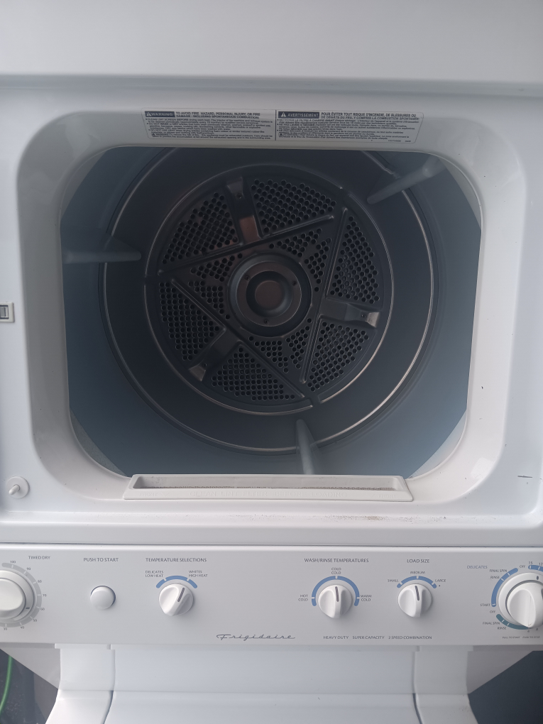 Frigidaire Stackable Washer Dryer - photo 5