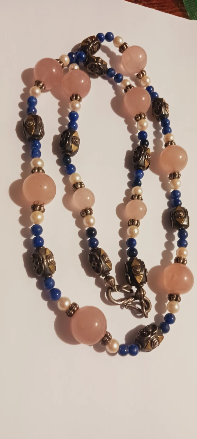 Rose Quartz, Lapis Lazuli, and Freshwater Pearls Necklace - photo 3