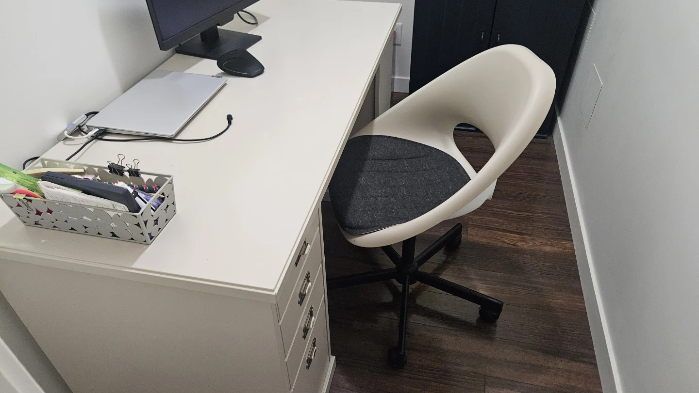 Desk with drawers - photo 4
