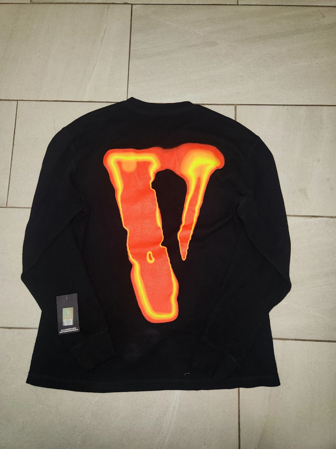 VLONE Limited Edition Long Sleeve Shirt - Black, Medium - photo 2