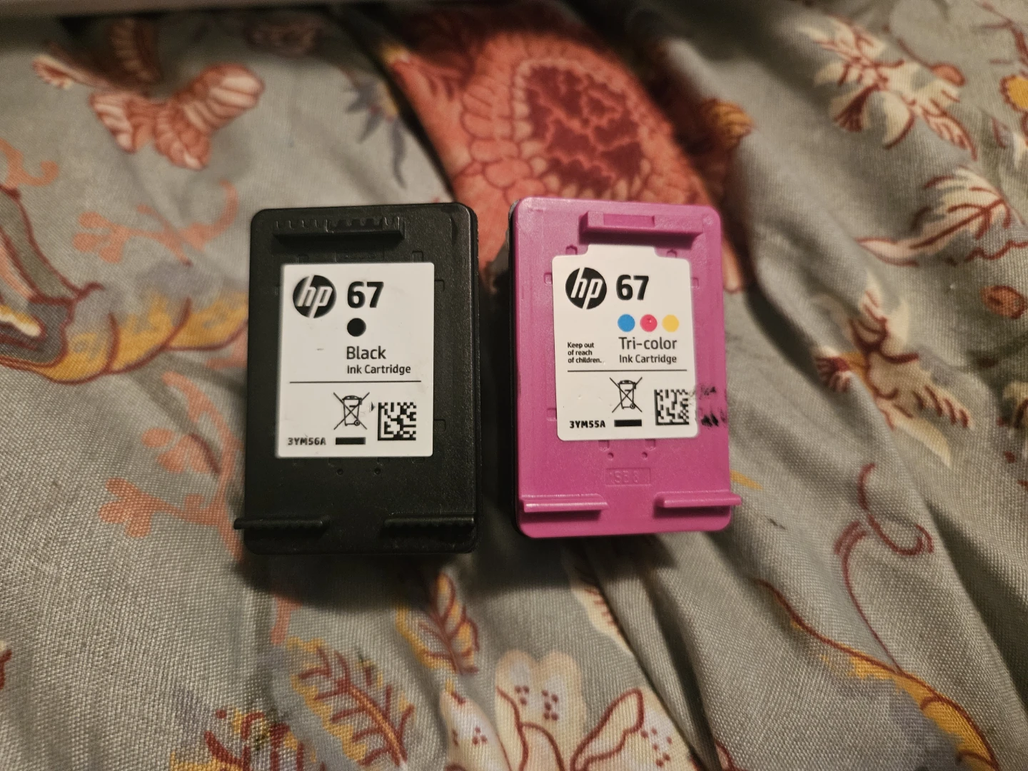 HP 67 Black and Tri-color Ink Cartridges