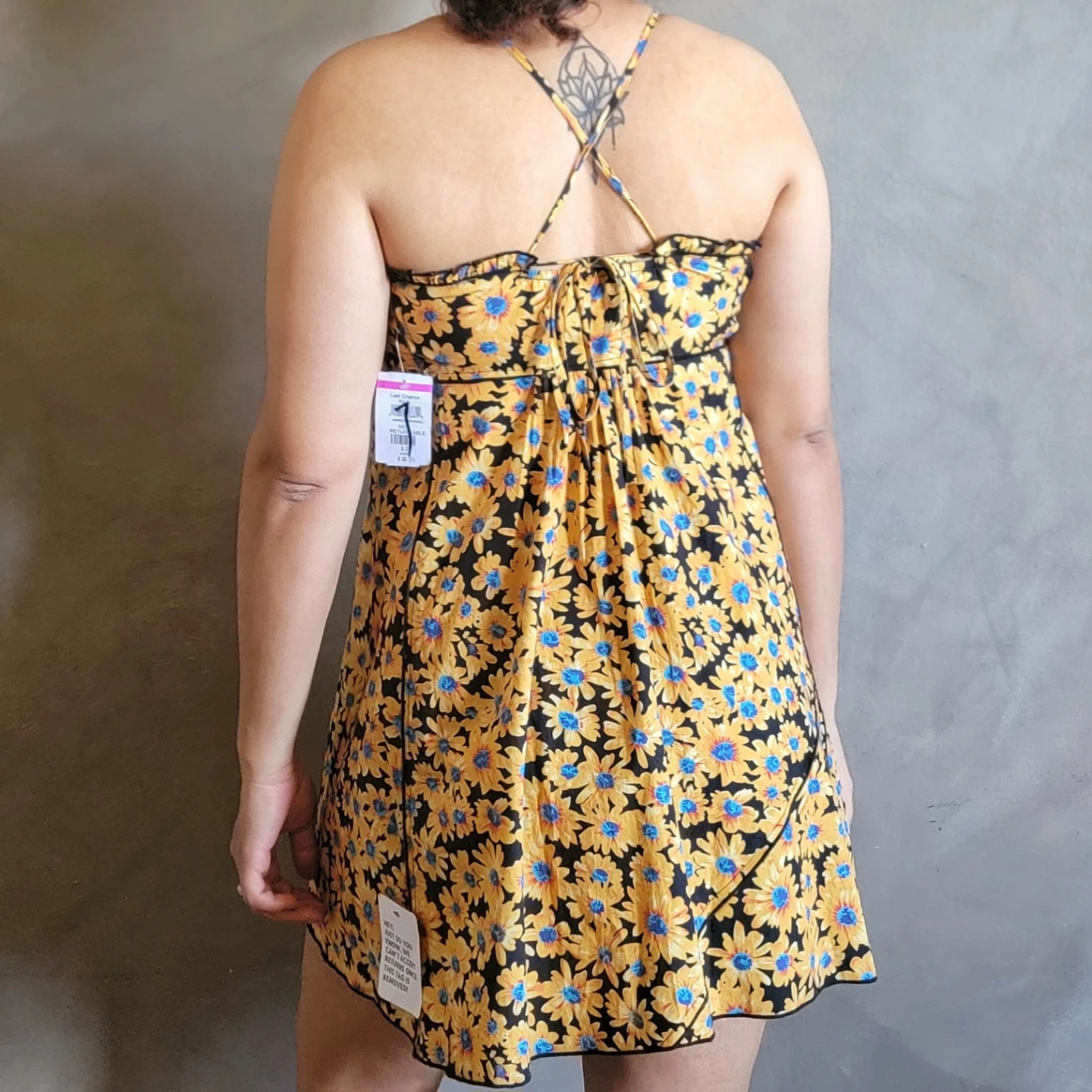 Women's Yellow Floral Print Mini Dress NWT - photo 3