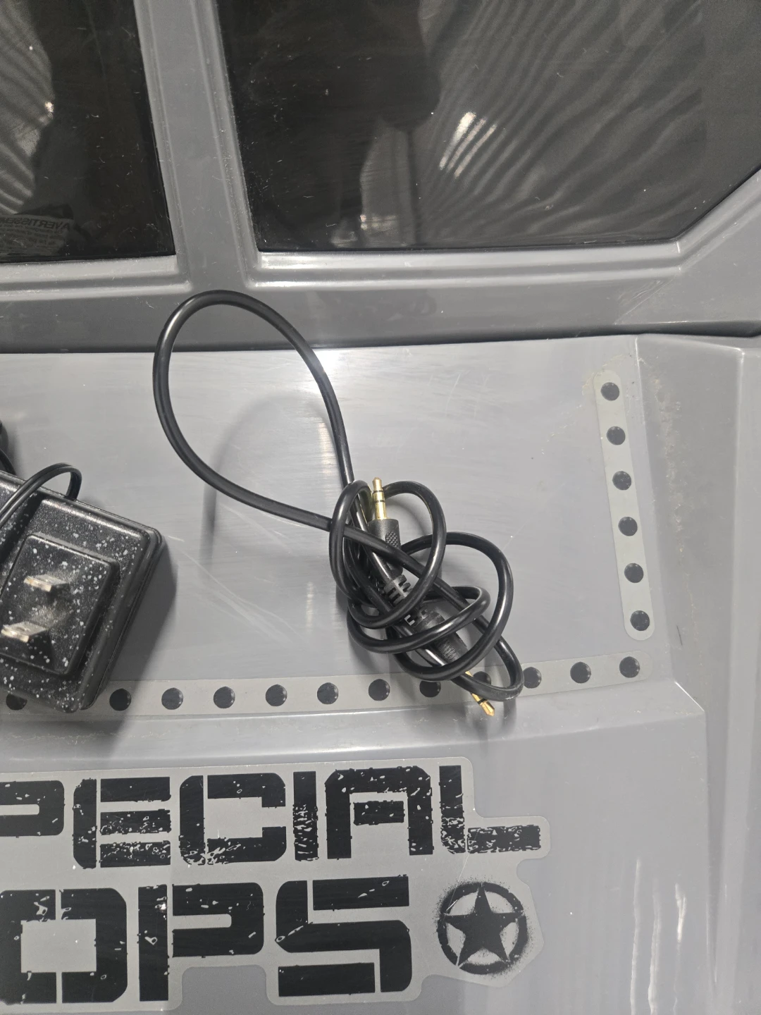 Ride-on Car Charger - photo 2