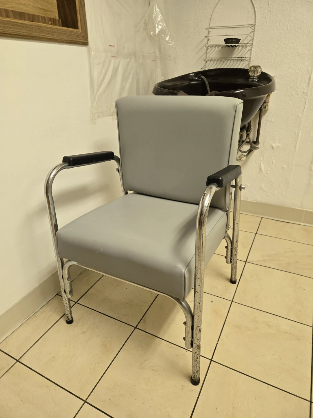 1970s Hairdressing Chair